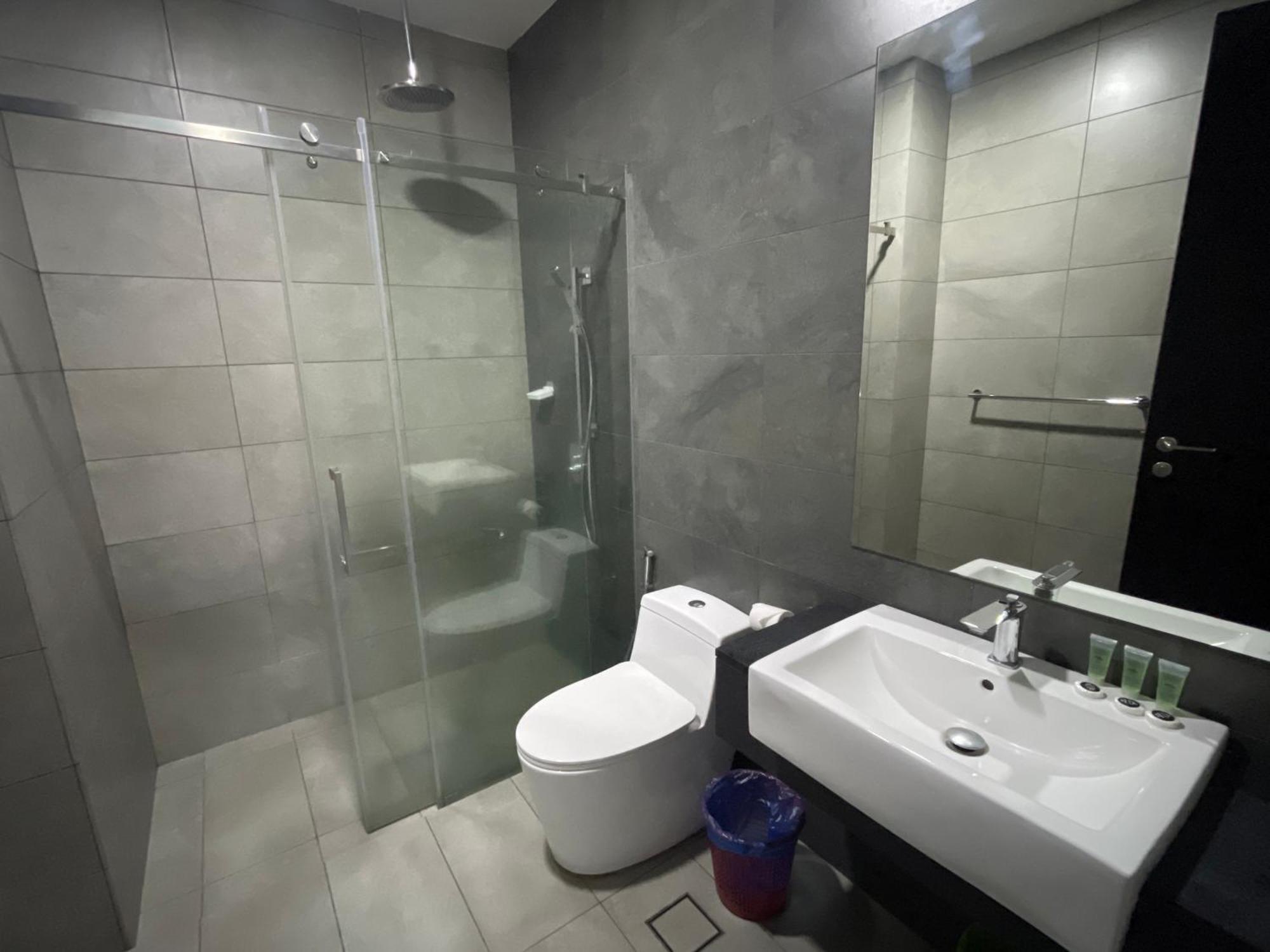 Opus Suite Kuala Lumpur 118 Tower View Buitenkant foto